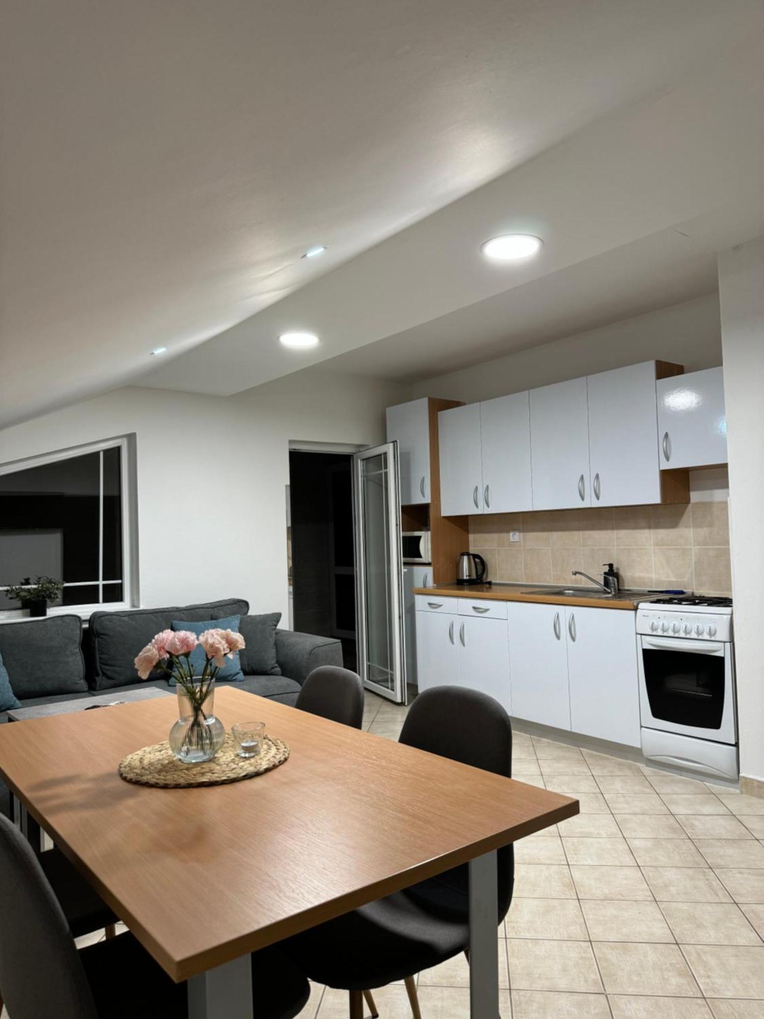 Apartmani Ivano Vir Esterno foto