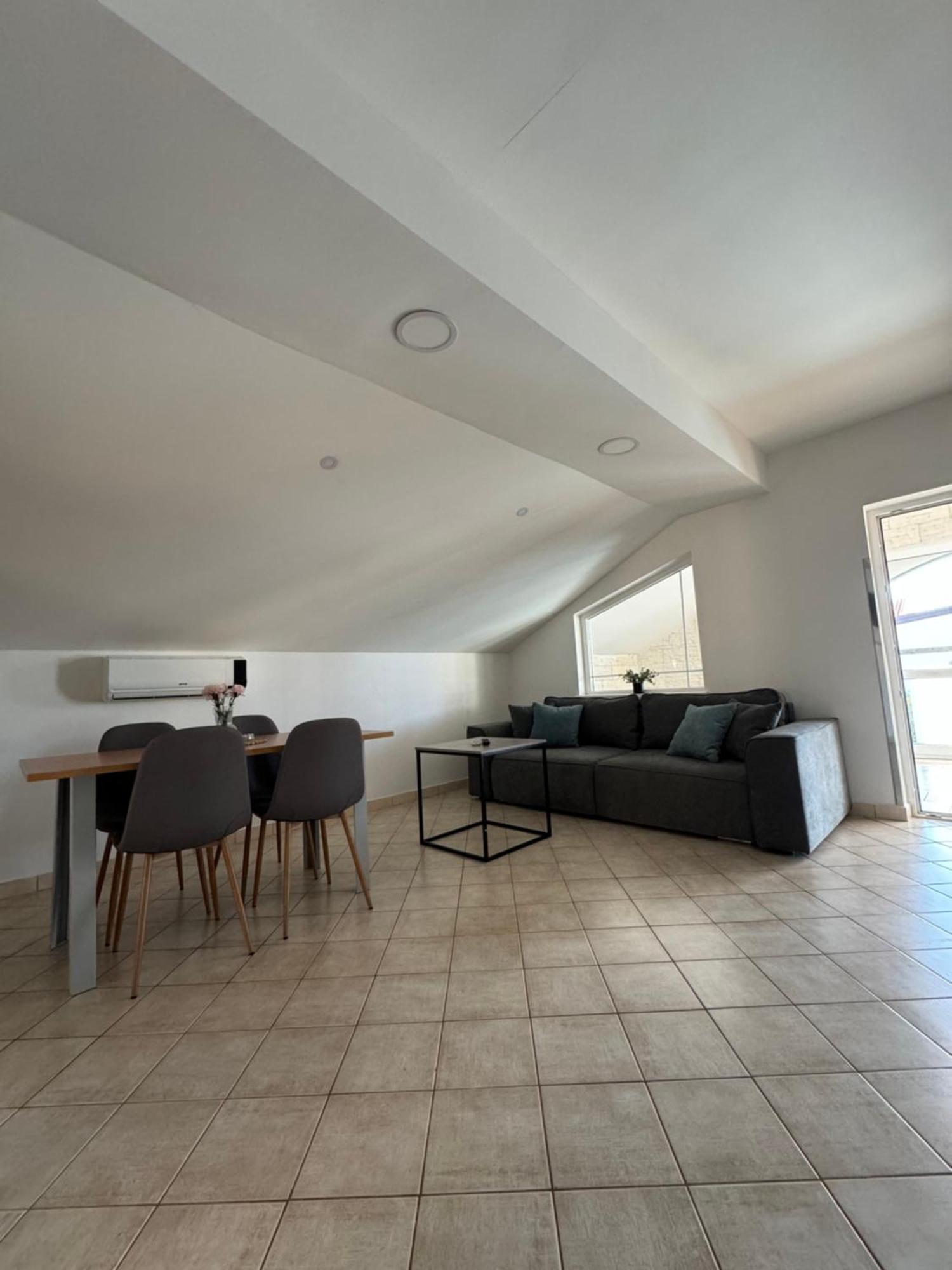 Apartmani Ivano Vir Esterno foto