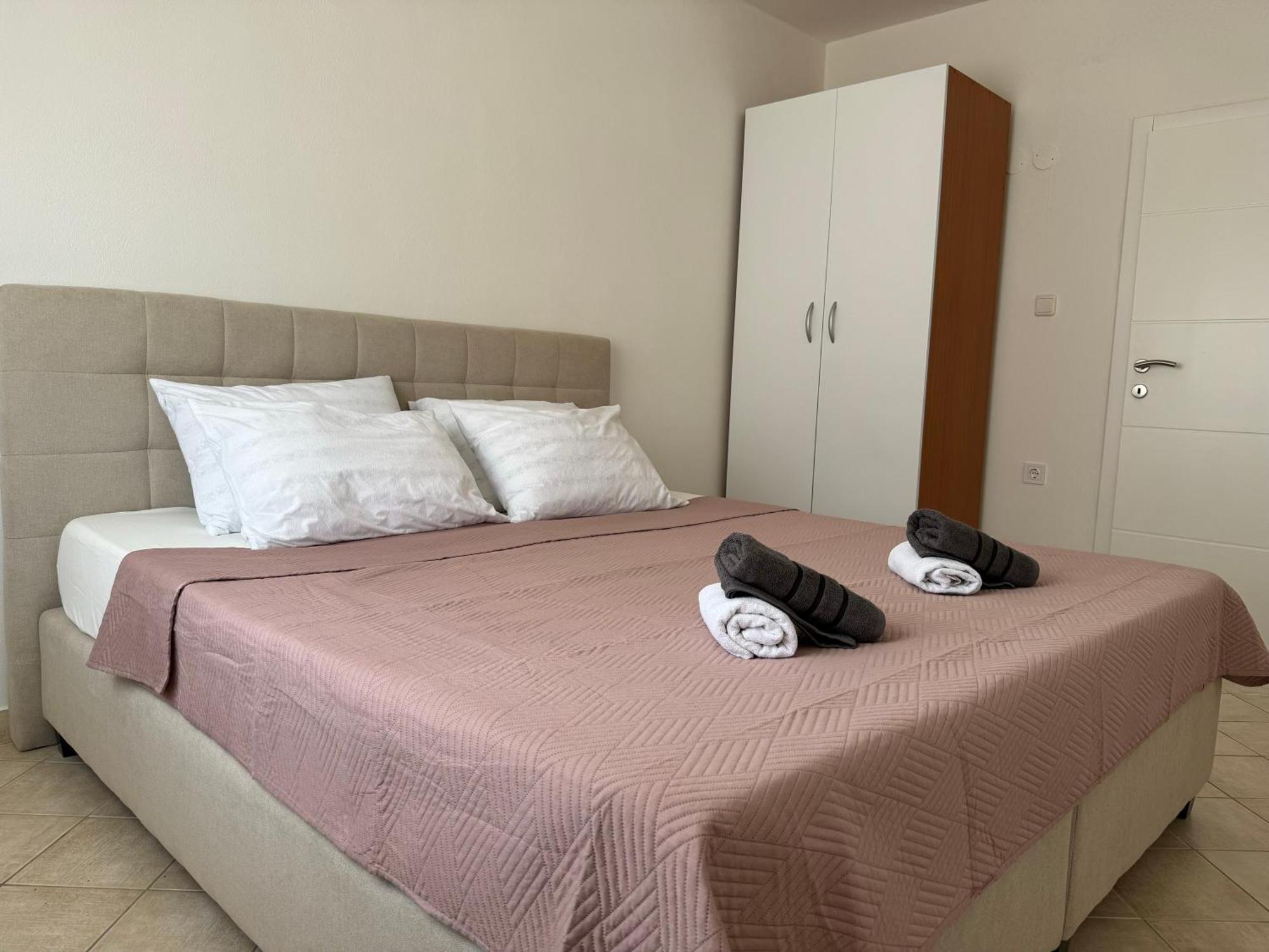 Apartmani Ivano Vir Esterno foto